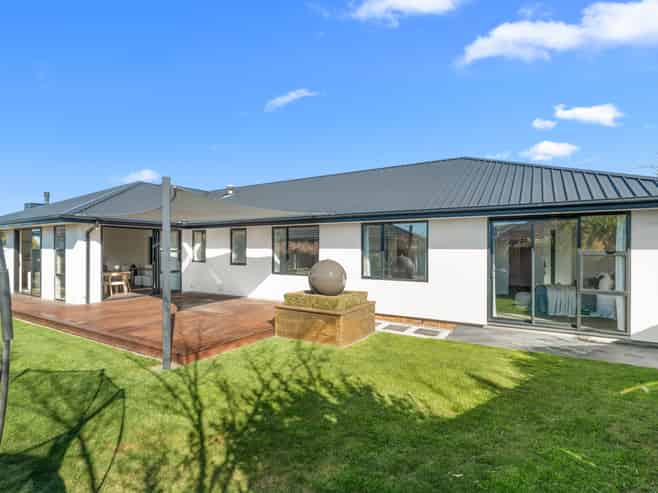 8 Keith Street, Wigram