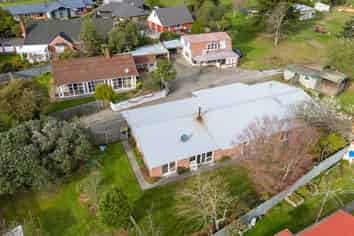 105 Alford Forest Road, Allenton
