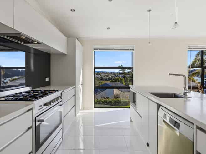 78 Pemberton Avenue, Bayview