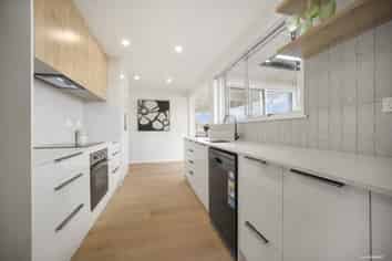 21 Felgrove Street, Glendene