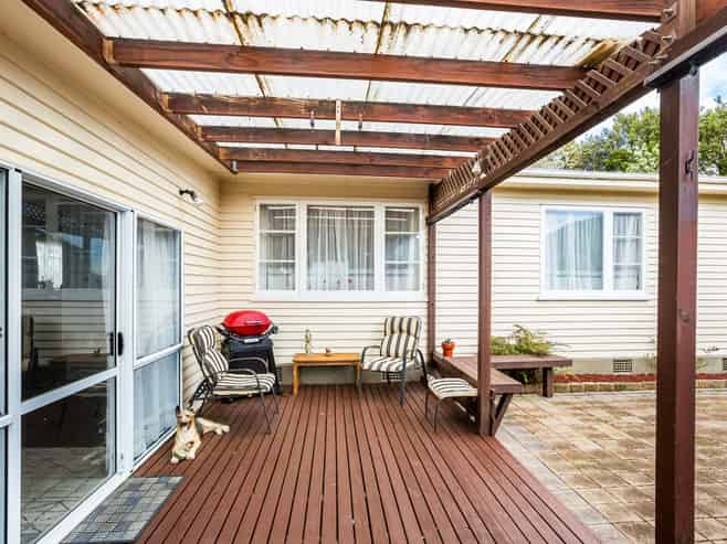 32 Horokiwi Road West, Newlands