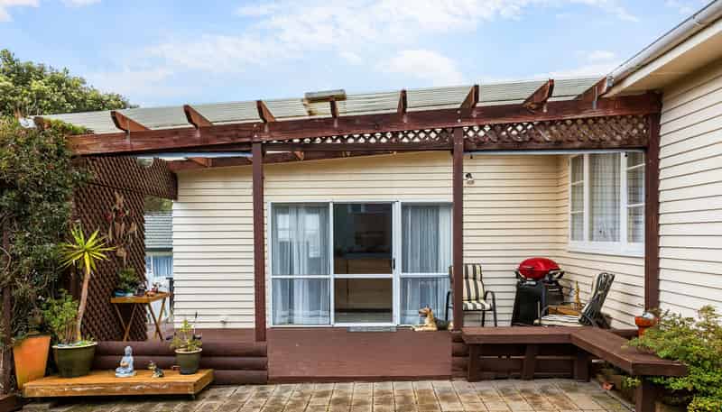 32 Horokiwi Road West, Newlands