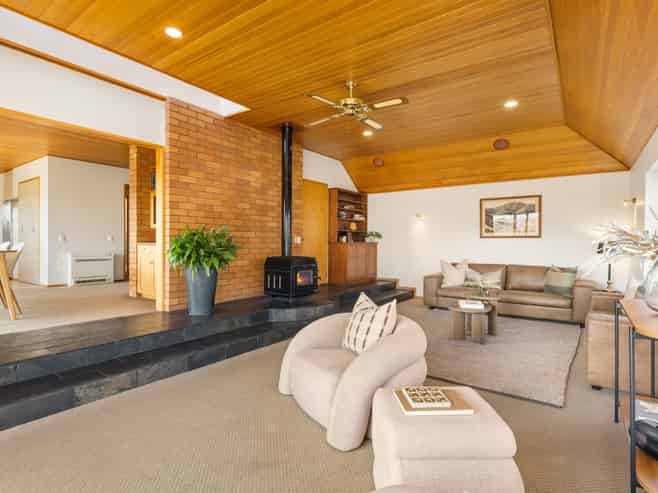 10 Sycamore Place, Wanaka