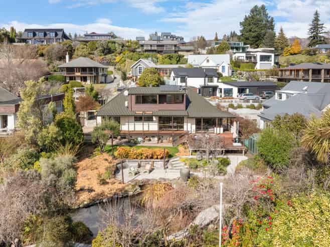 10 Sycamore Place, Wanaka