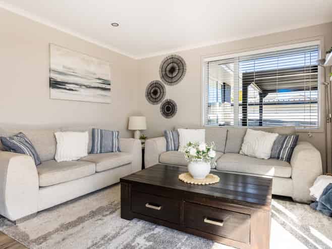 172 Pinecrest Drive, Gulf Harbour