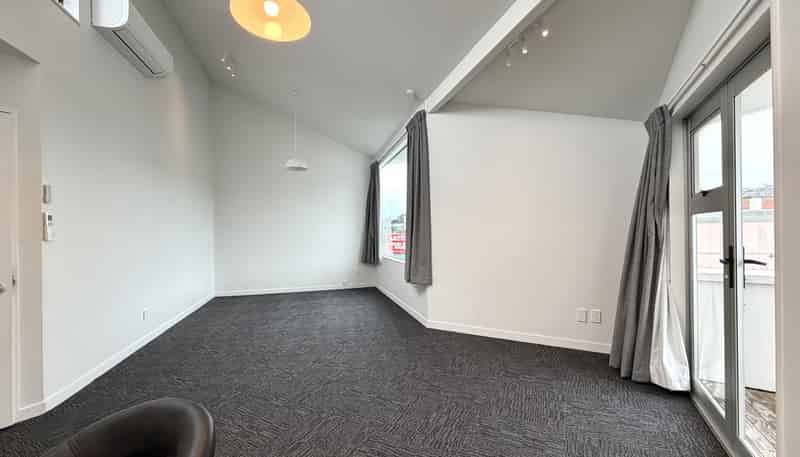 A/729 High Street, Boulcott