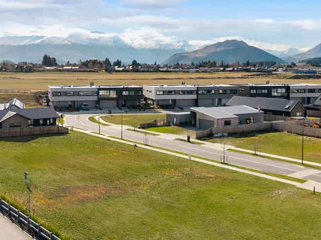11 Rubus Street, Wanaka