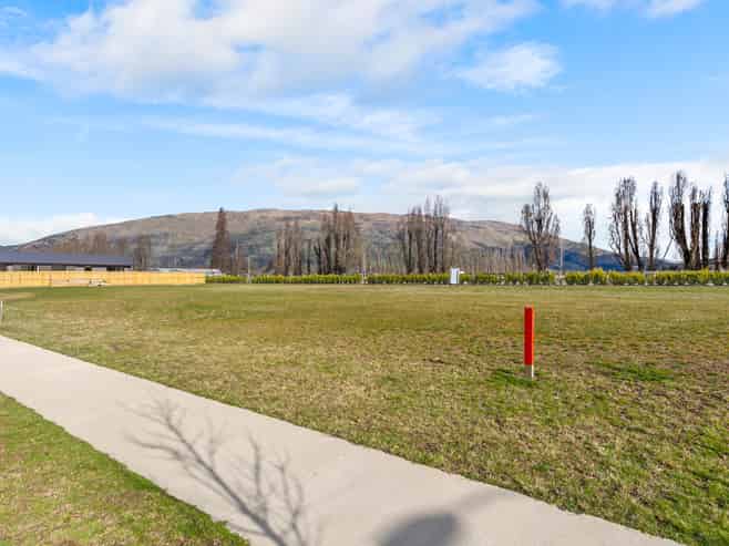 11 Rubus Street, Wanaka