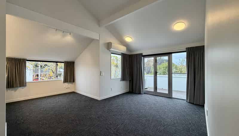 B/729 High Street, Boulcott