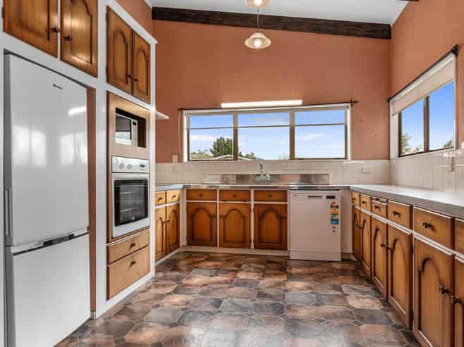 201 Fairway Drive, Kamo