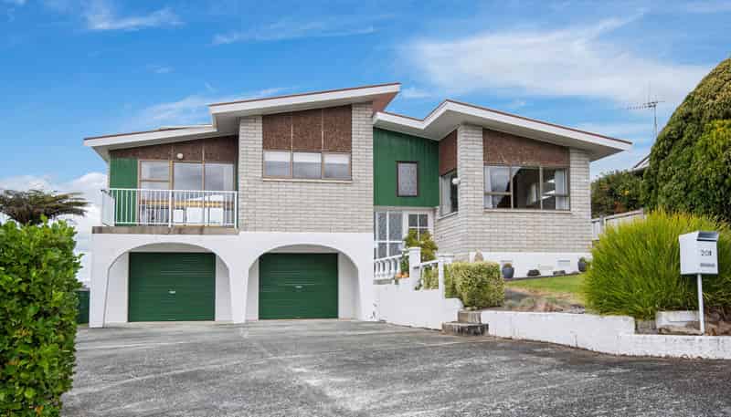 201 Fairway Drive, Kamo