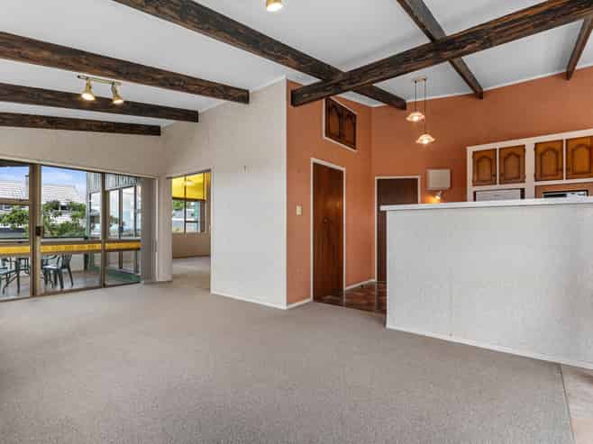 201 Fairway Drive, Kamo
