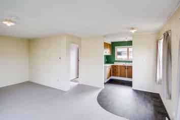 2/16 Galway Street, Tamatea