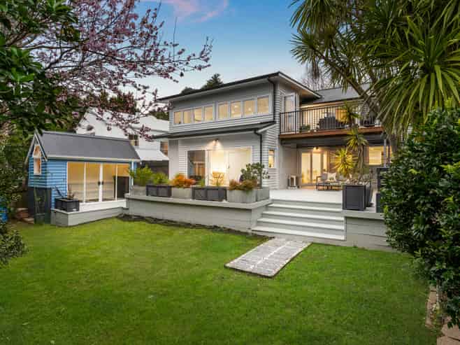 1/37 Newhaven Terrace, Mairangi Bay