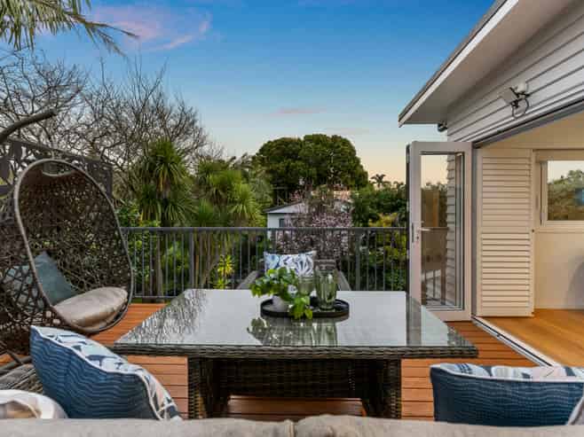 1/37 Newhaven Terrace, Mairangi Bay