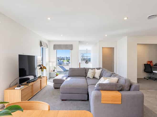 41 Shrule Place, Huntington