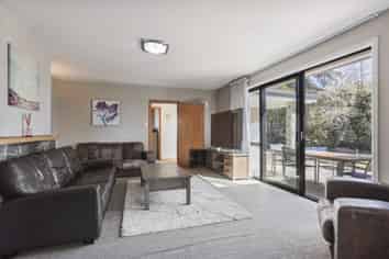 250 Spencerville Road, Spencerville