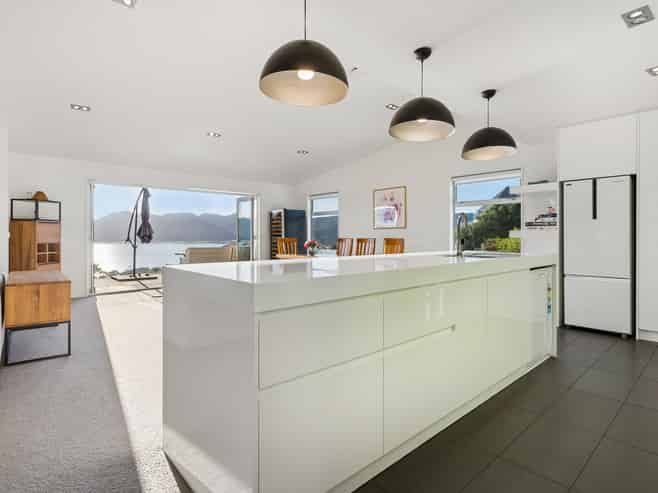 10 Euan Sarginson Place, Diamond Harbour