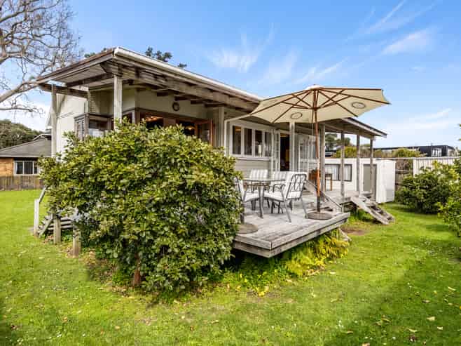 6 Cross Street, Manly