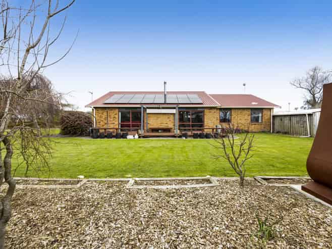 320 Austin Road, Normanby