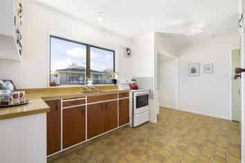 97F High Street, Solway