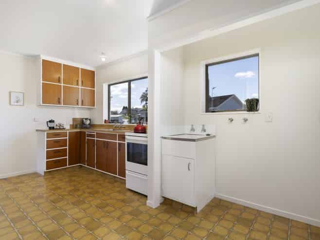 97F High Street, Solway