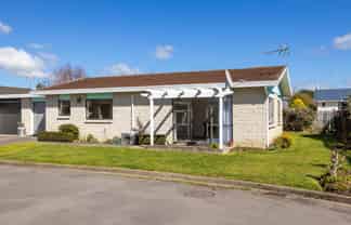 97F High Street, Solway