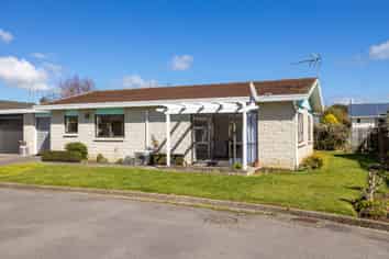 97F High Street, Solway