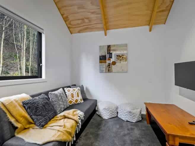 15 A&B/135 Hallenstein Street, Queenstown