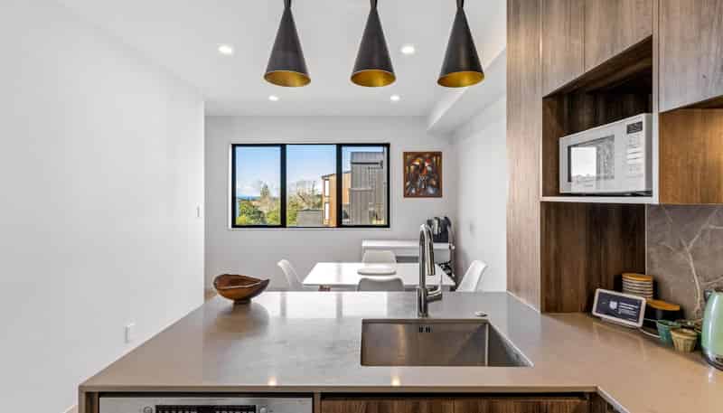 127 Te Oneroa Way, Long Bay