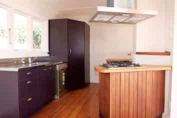 13 The Esp, Raumati South
