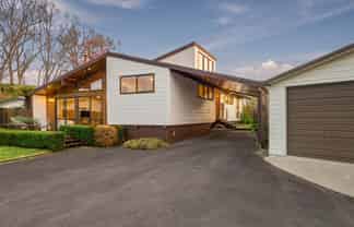 29 Marlowe Drive, Leamington