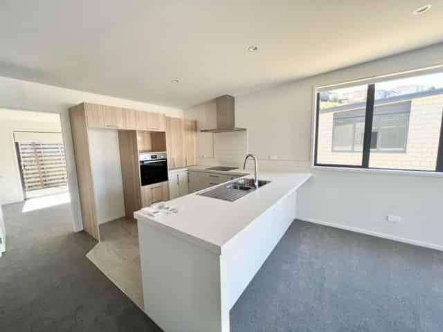 16 Manuka Place, Cambridge
