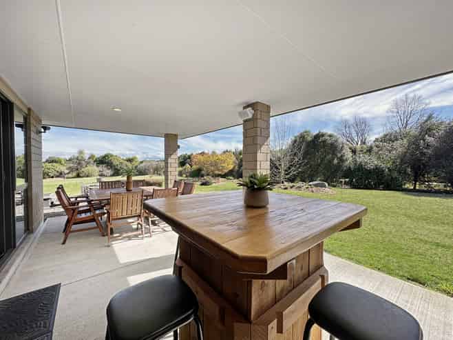 12 Lacebark Drive, Kinloch
