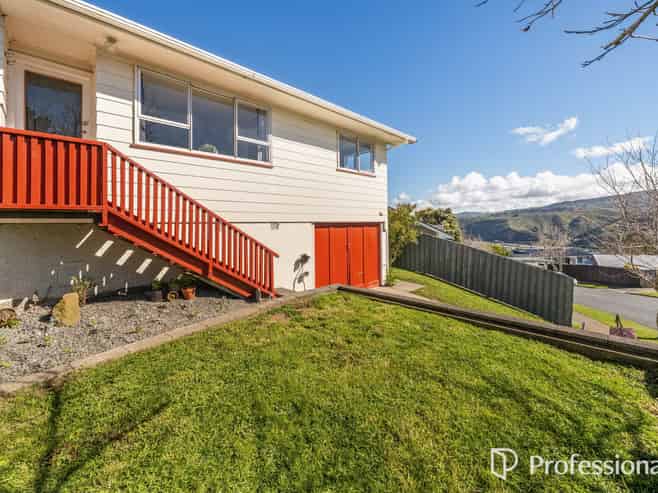 82A Lord Street, Stokes Valley