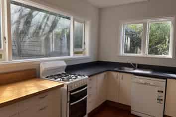 33 Ariki Road , Hataitai