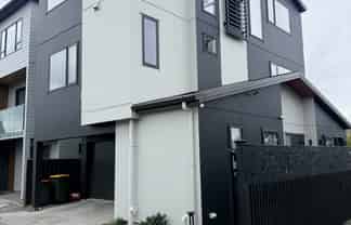 102A Symonds Street, Royal Oak