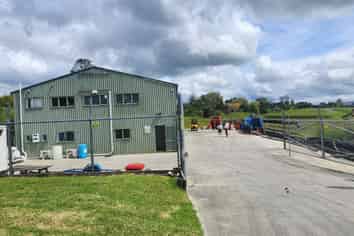 Practical Wellsford warehouse + yard