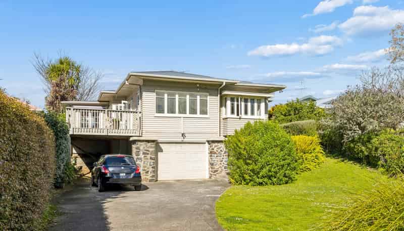 270 St Andrews Road, Epsom