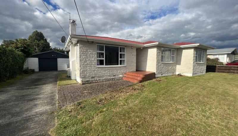 174 Queen Street, Levin