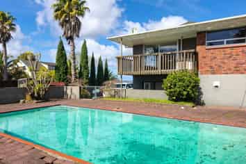 1 Cyclarama Crescent, Massey