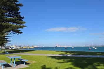  The Mall, Mount Maunganui