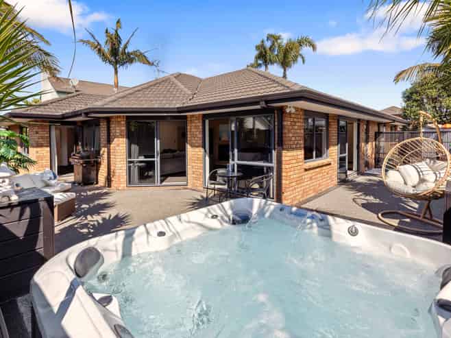 32 Aranui Drive, Papamoa