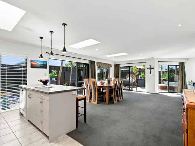32 Aranui Drive, Papamoa