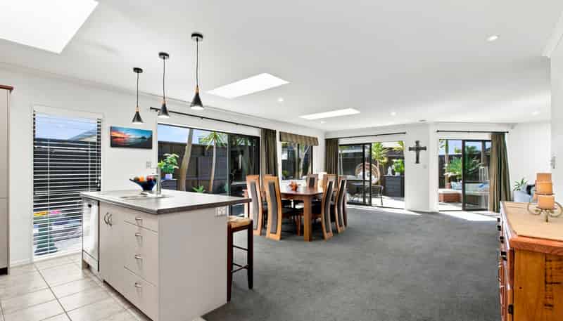 32 Aranui Drive, Papamoa