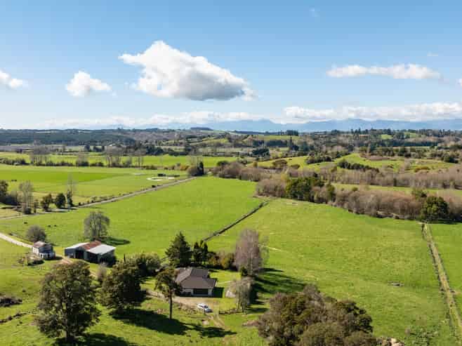 151 Old House Road, Upper Moutere