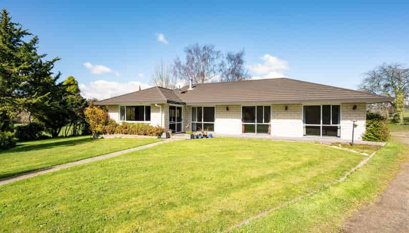 151 Old House Road, Upper Moutere