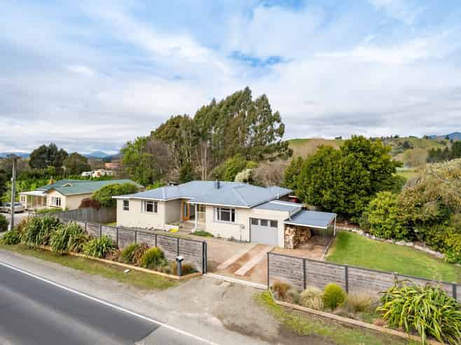 140 Whitby Road, Wakefield