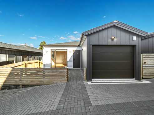 2/25 Hutchinson Avenue, New Lynn