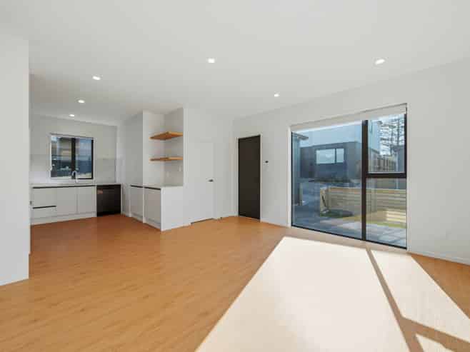 2/25 Hutchinson Avenue, New Lynn
